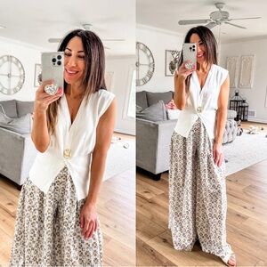 Elegant White Sleeveless Top